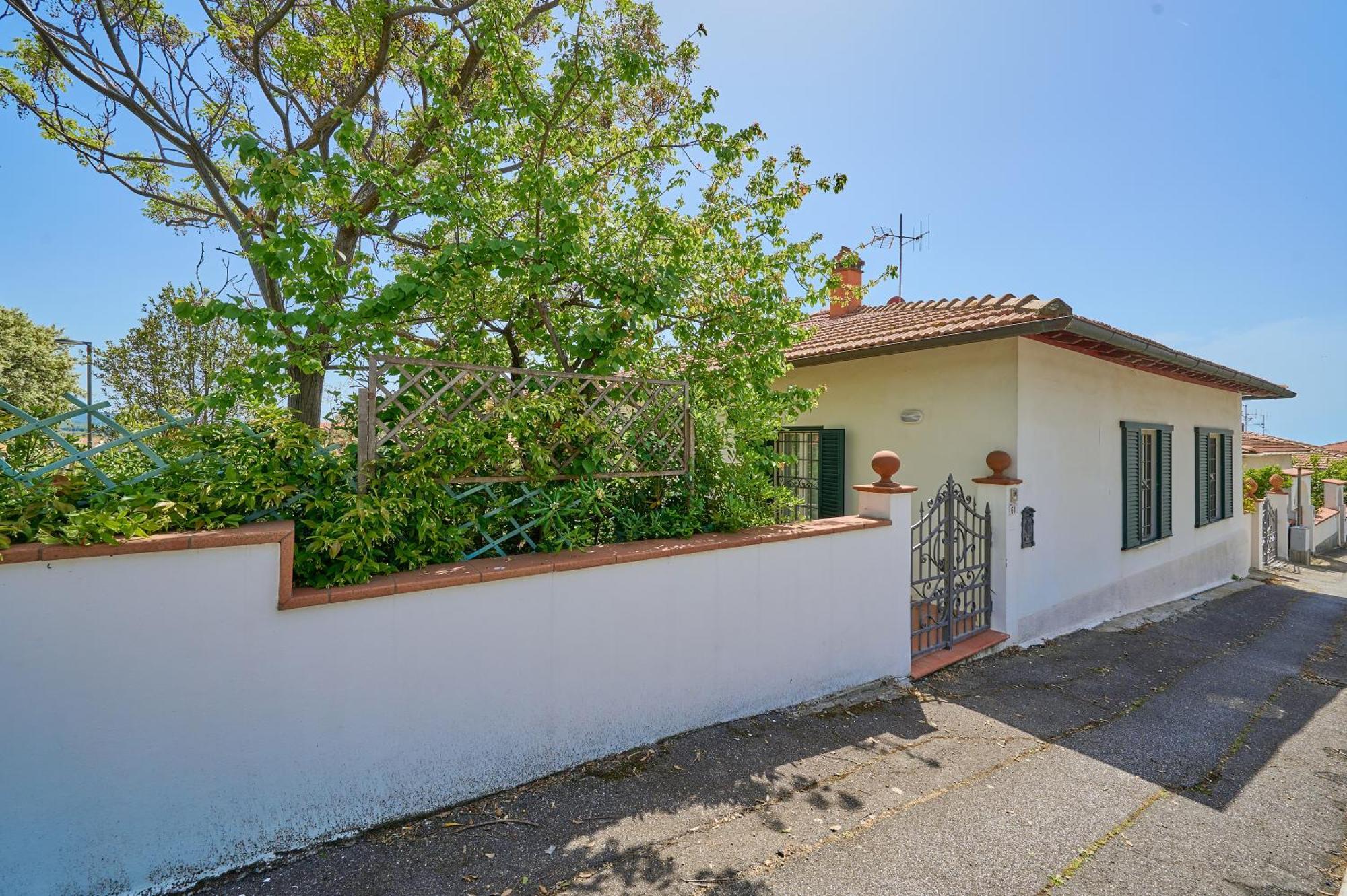 Casa Cipresso Villa San Vincenzo Eksteriør billede